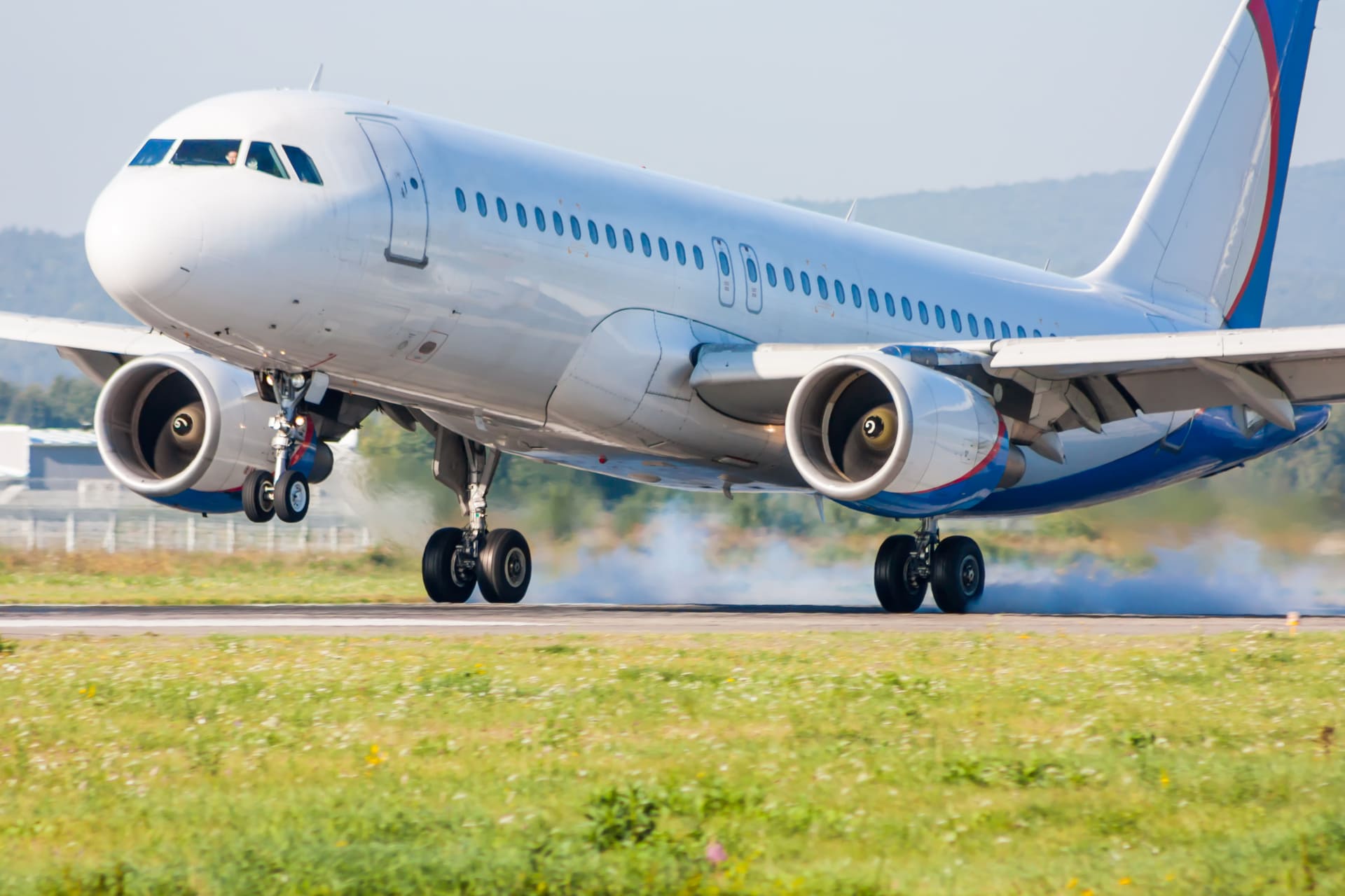 De los portaaviones a los aeropuertos cómo detener un avión cuando ya no queda pista